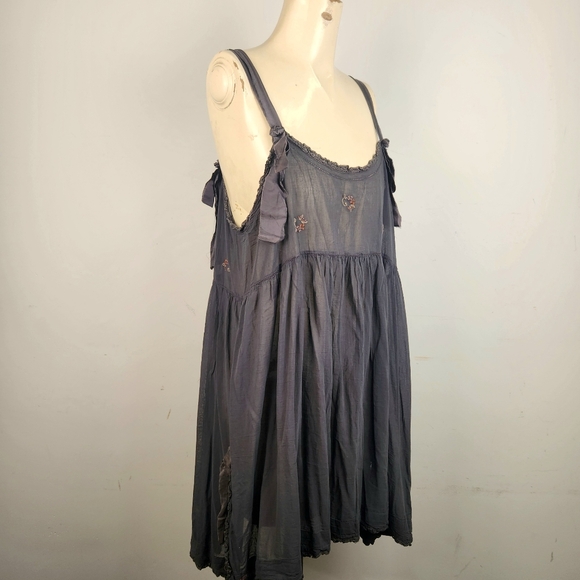 Magnolia Pearl Embroidered Slip Dress - Picture 6 of 16